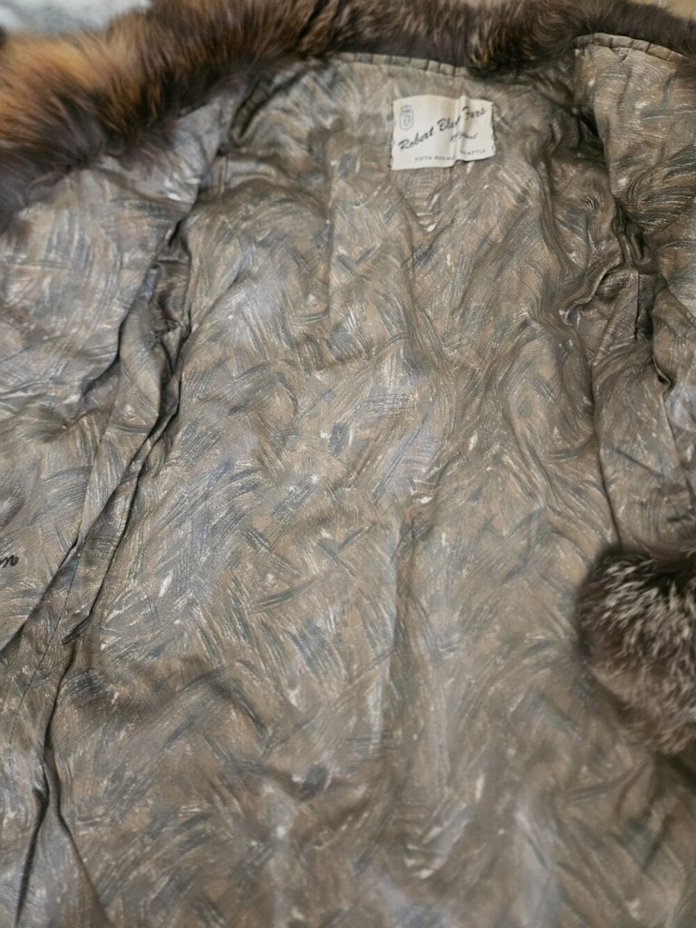 Fox Jacket - Picture 5 of 5